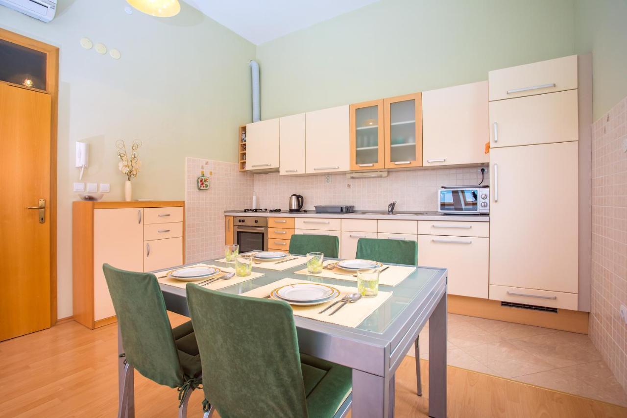 Apartmani Ribnjak Seka Omiš Exterior foto